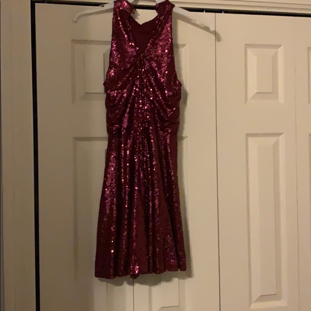 Dress - Picture 3 of 3